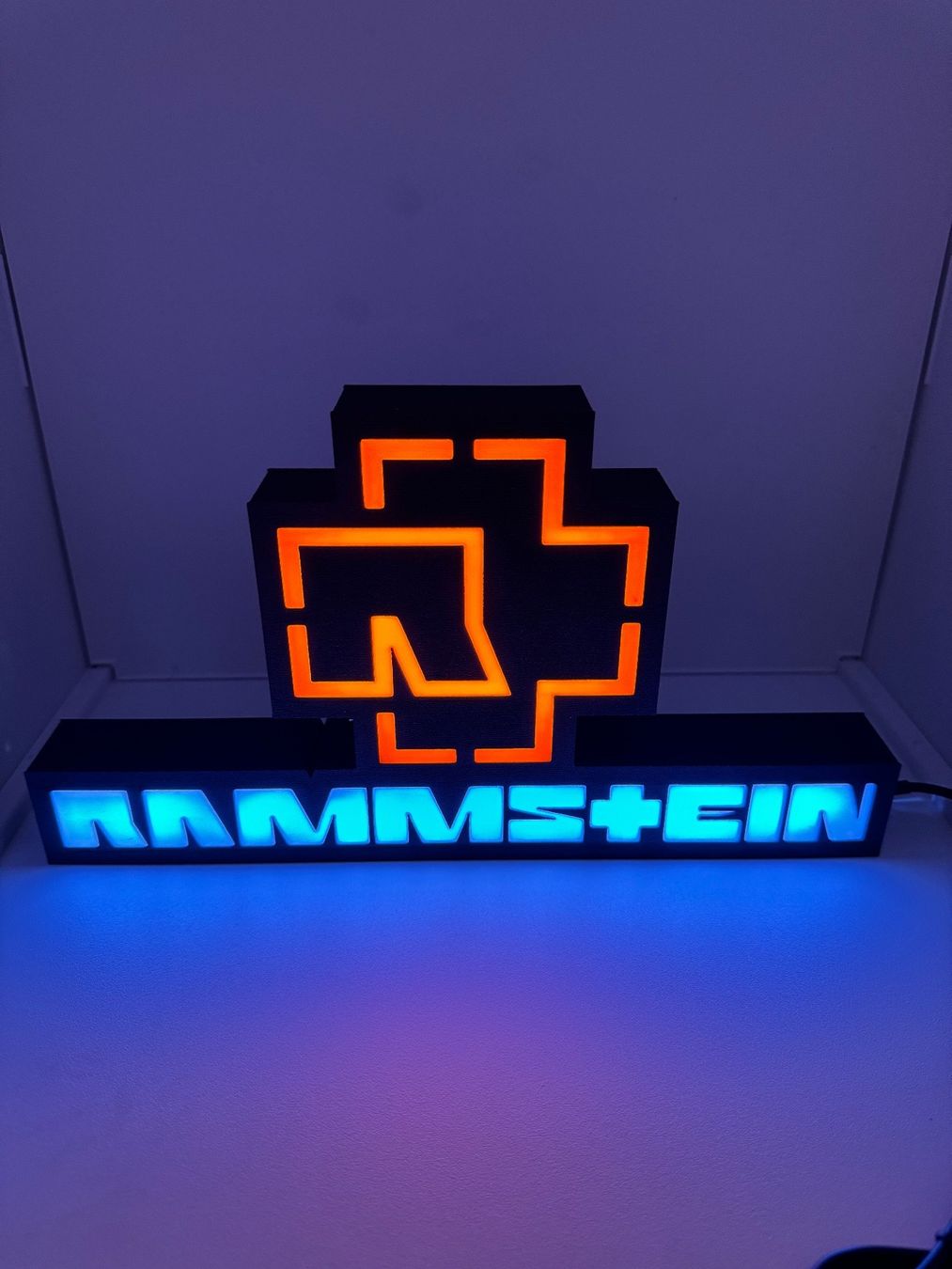 Lampade: Lightbox lampe led RAMMSTEIN RGB – Nuovo (secondo la descrizione) da Vicques venduto da PAMB3D 2