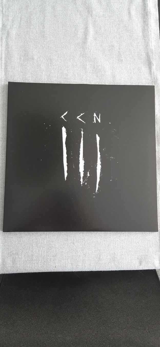 Dischi in vinile: Bushido - CCN 3 All Black Everything Limitiert Vinyl bundle – Nuovo (secondo la descrizione) da Schwerzenbach venduto da Jamacy