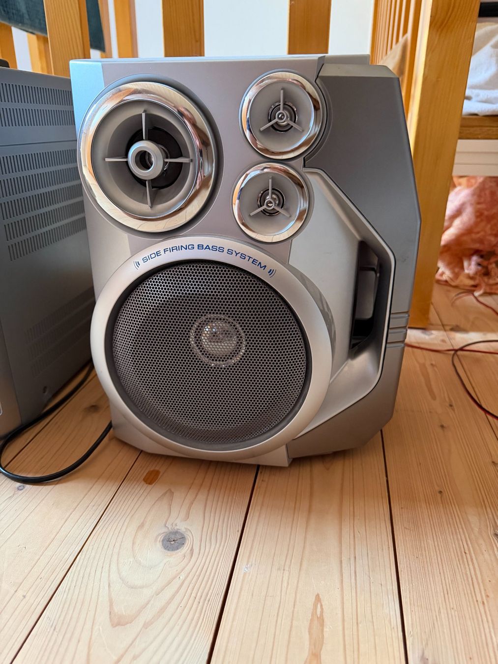 Sharp Sistemi audio & multimediali: Sharp CD-E700 Stereoanlage – Usato da Ormalingen venduto da solsch_91 2