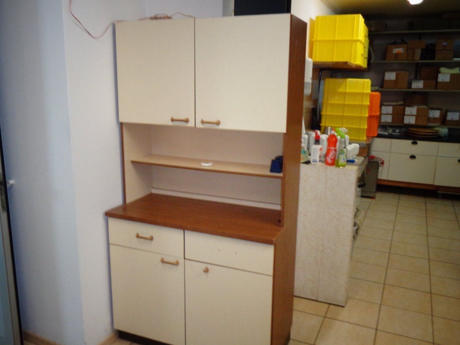 Armadi: Kleiner Küchenschrank – Usato da Termen venduto da Zofingia01