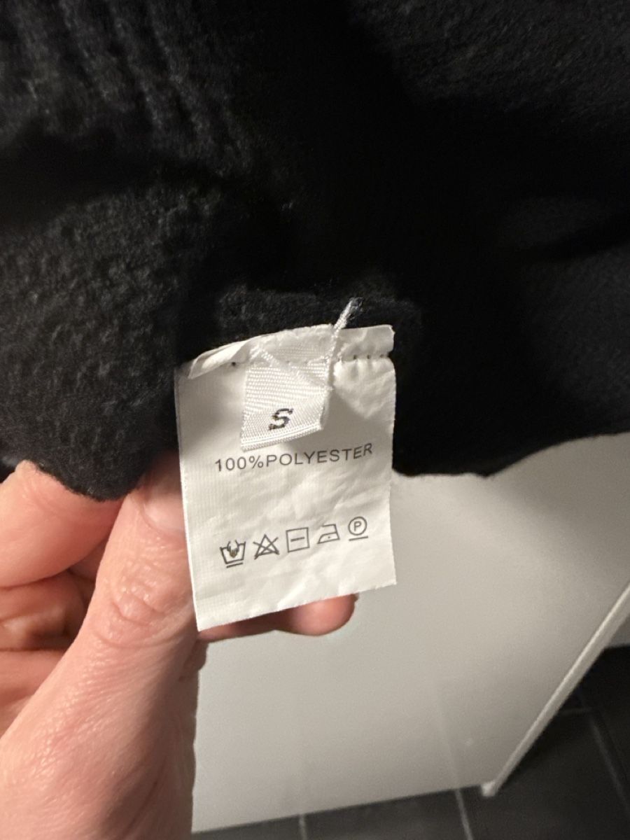 Shein Maglioni & Felpe: Schwarzer Strickpullover mit Rüschen und Perlen, Gr. S – Nuovo (secondo la descrizione) da Arbon venduto da llaauraa 3
