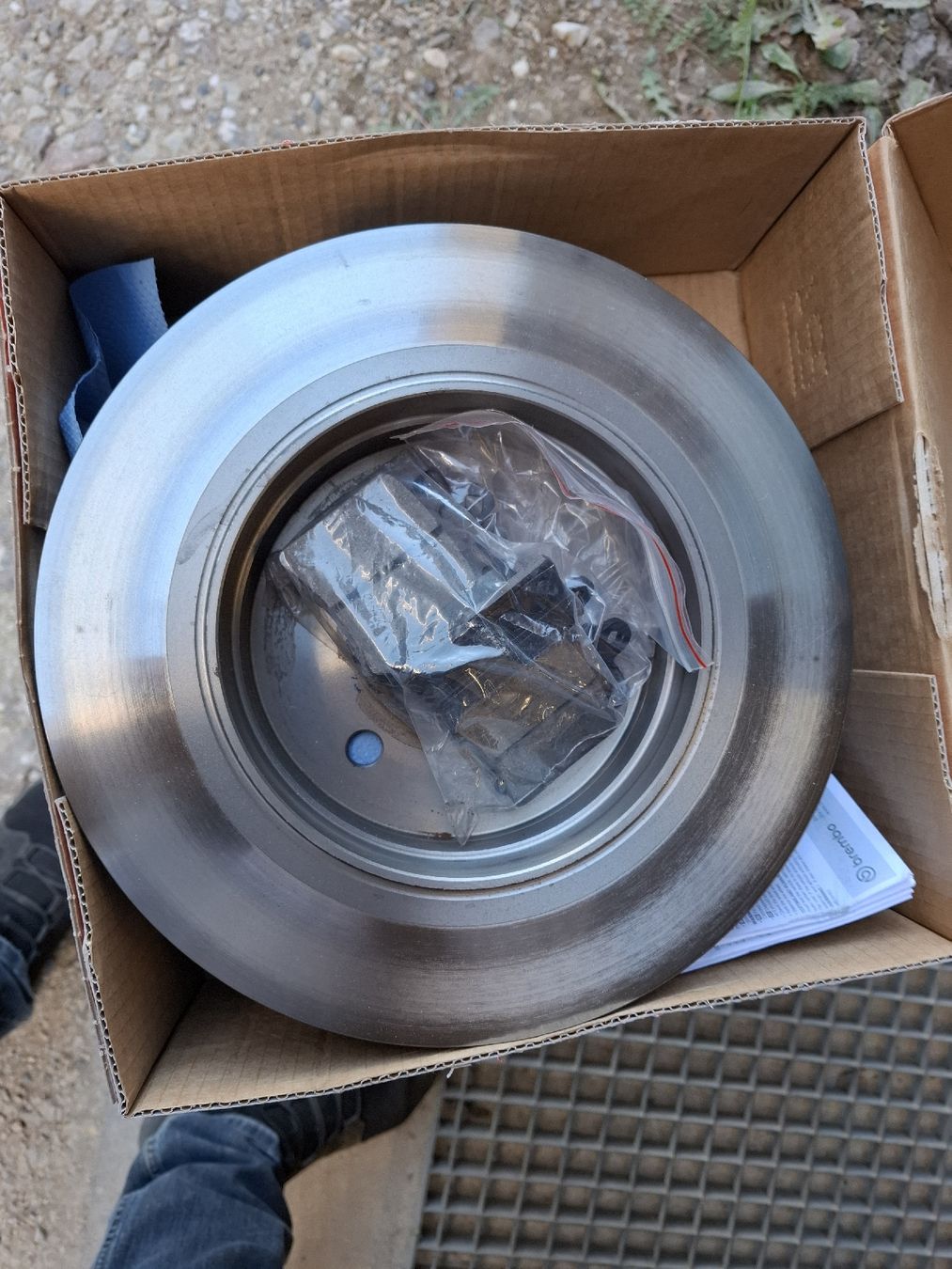 Brembo Alle Autoersatzteile: Brembo Bremsscheiben u. Beläge – Gebraucht aus Schaffhausen von alois5512