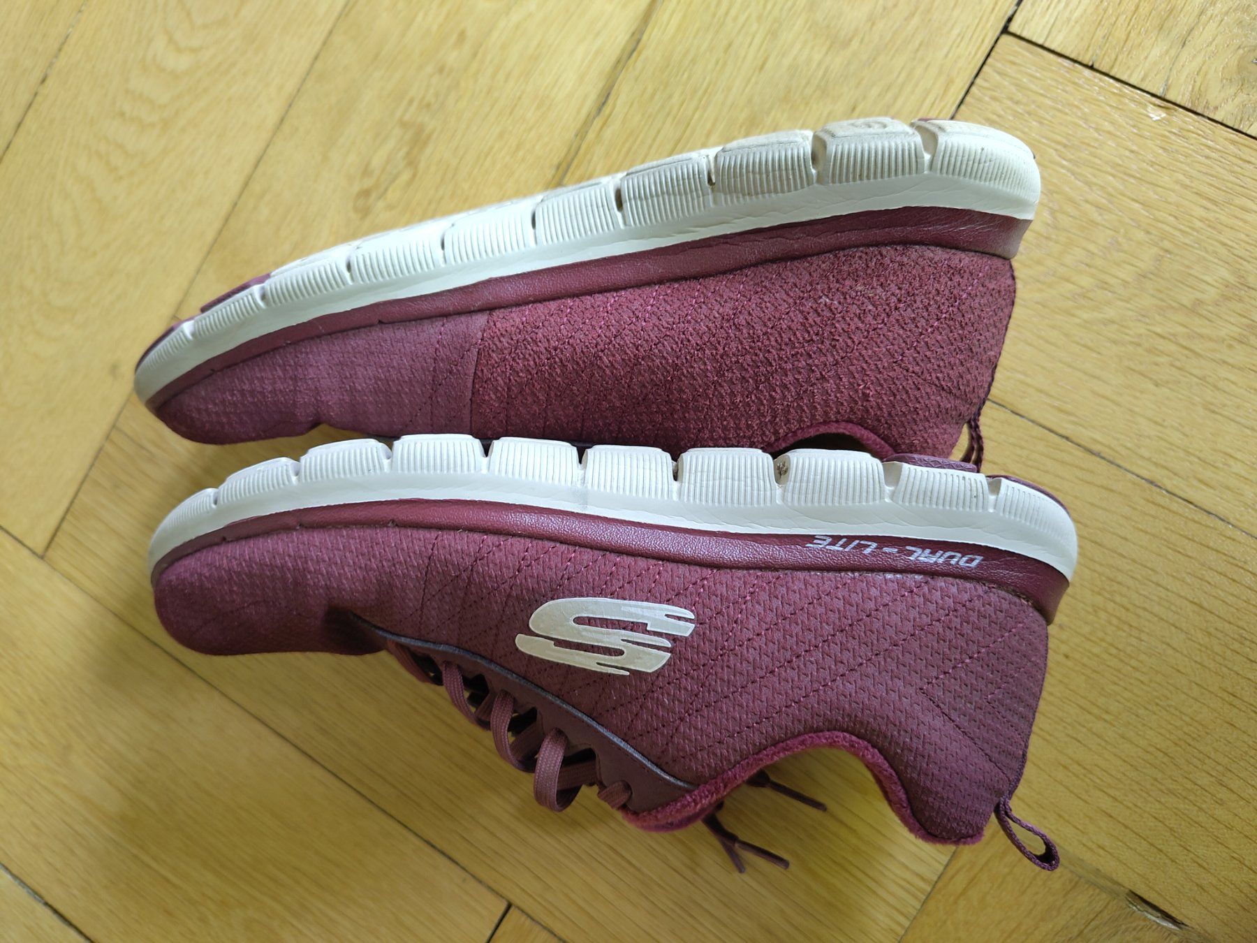 Skechers Scarpe da donna: Skechers – Usato da Bern venduto da Linii 2
