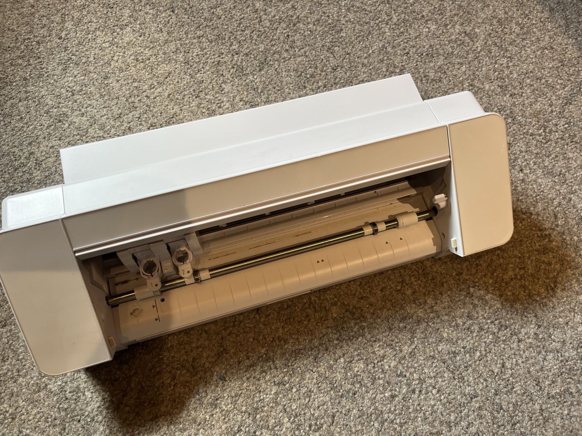Cameo Tutte le macchine: Silhouette Cameo 4 Plotter – Usato da Eichberg venduto da Eichi54
