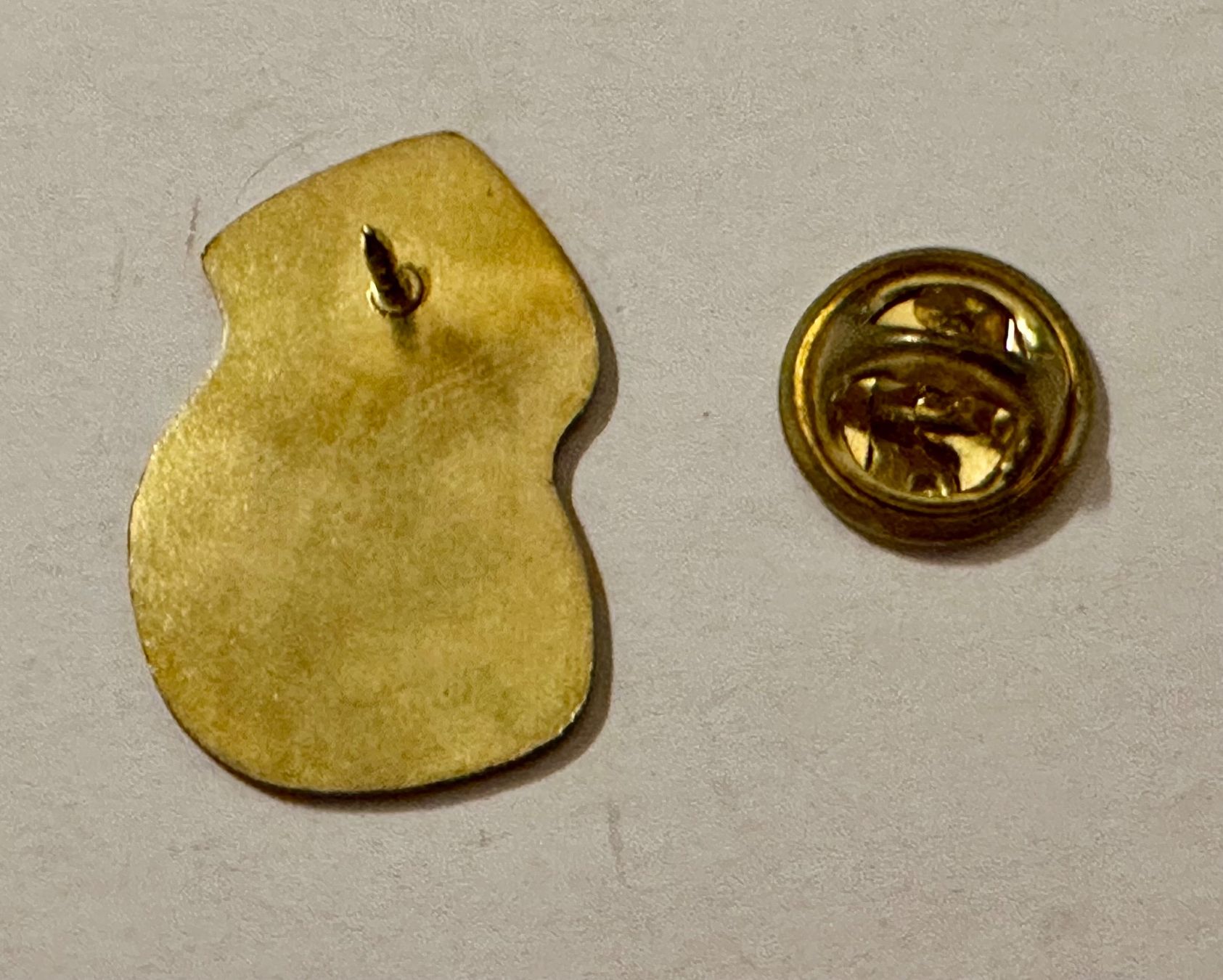 Spille & Fermagli: EHC Kloten vintage pin – Usato da Contone venduto da Chaos76 2