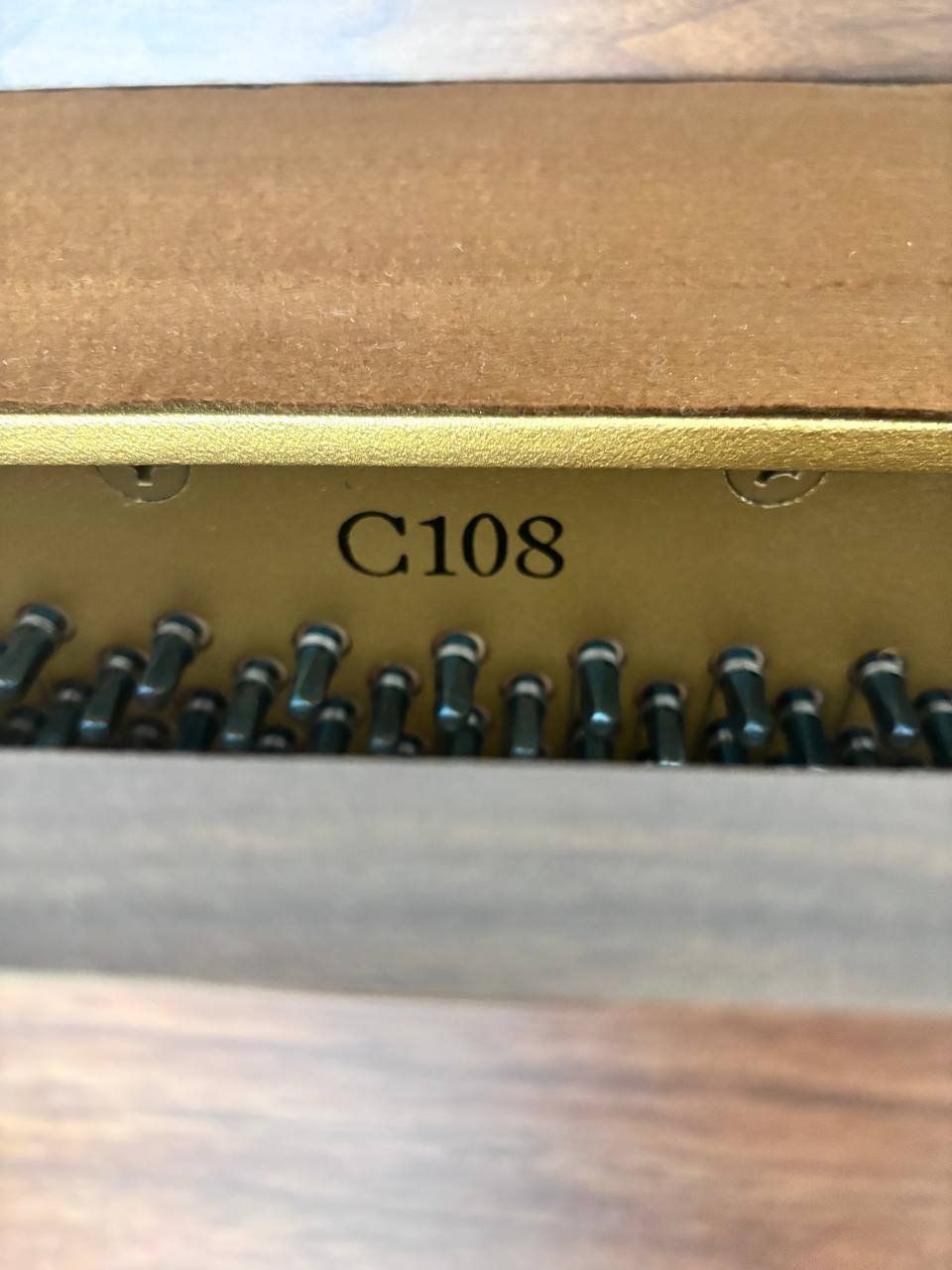 Yamaha Strumenti musicali: Klavier Yamaha (Model C108) – Usato da Basel venduto da fue_5vdd