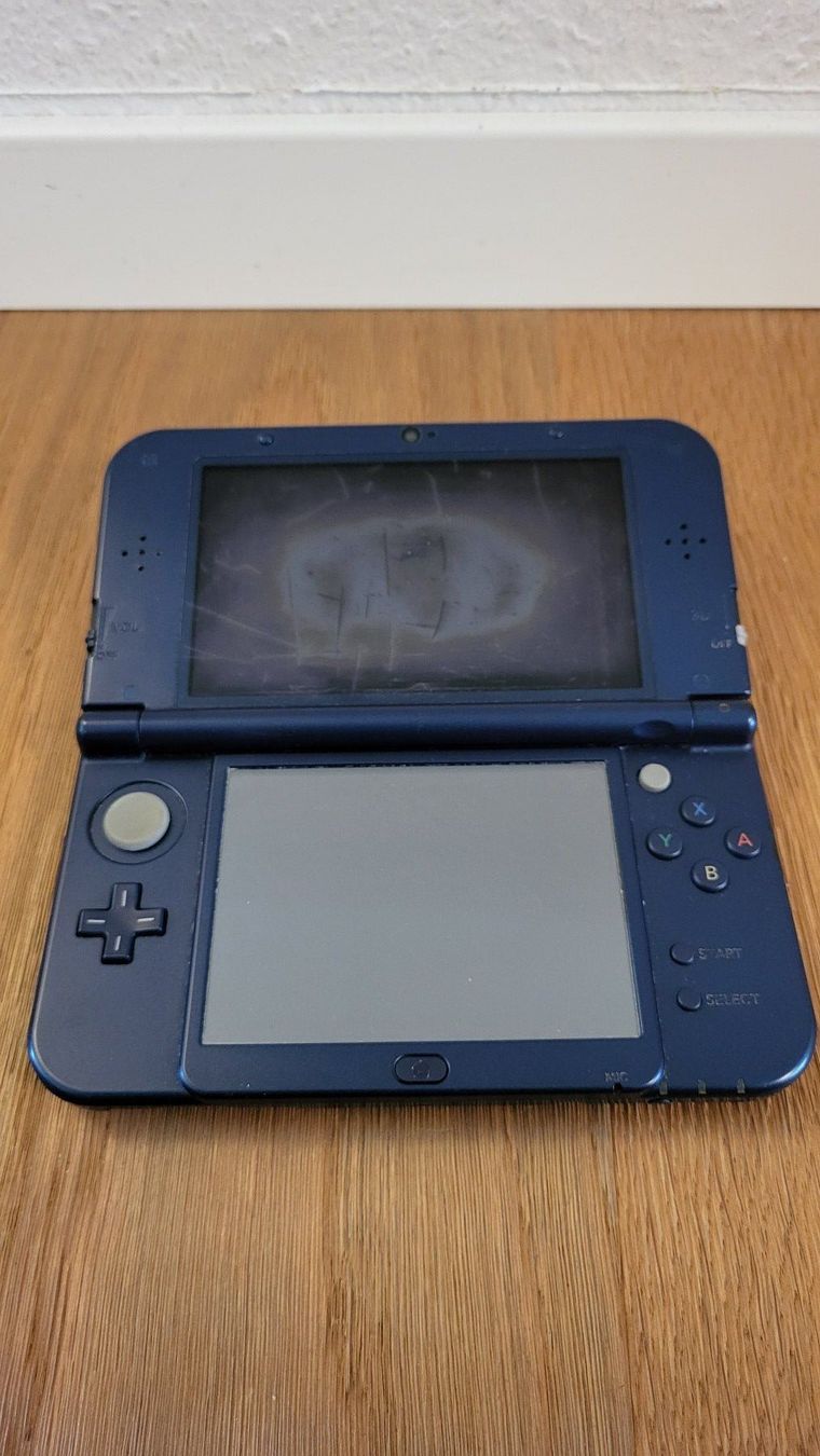 Nintendo Console: Nintendo 3DS XL Blau – Difettoso da Münsingen venduto da Heroism2010 1