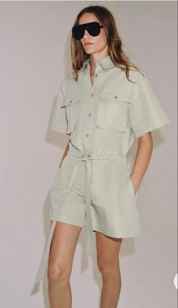 Damen Jumpsuit kurz hellgrün Grösse M neu