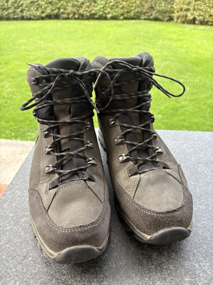 Hanwag Scarpe da uomo: Hanwag Banks SF Extra Wanderschuh – Usato da Zollikerberg venduto da Logadaschni