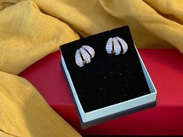 Ohrstecker mit Strass-Steinen