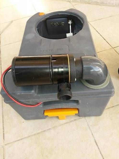 Stromzufuhr: KIT POMPA MACERATORE 12V PER THETFORD CASSETTA – Gebraucht aus S. Antonino von Campertech 5
