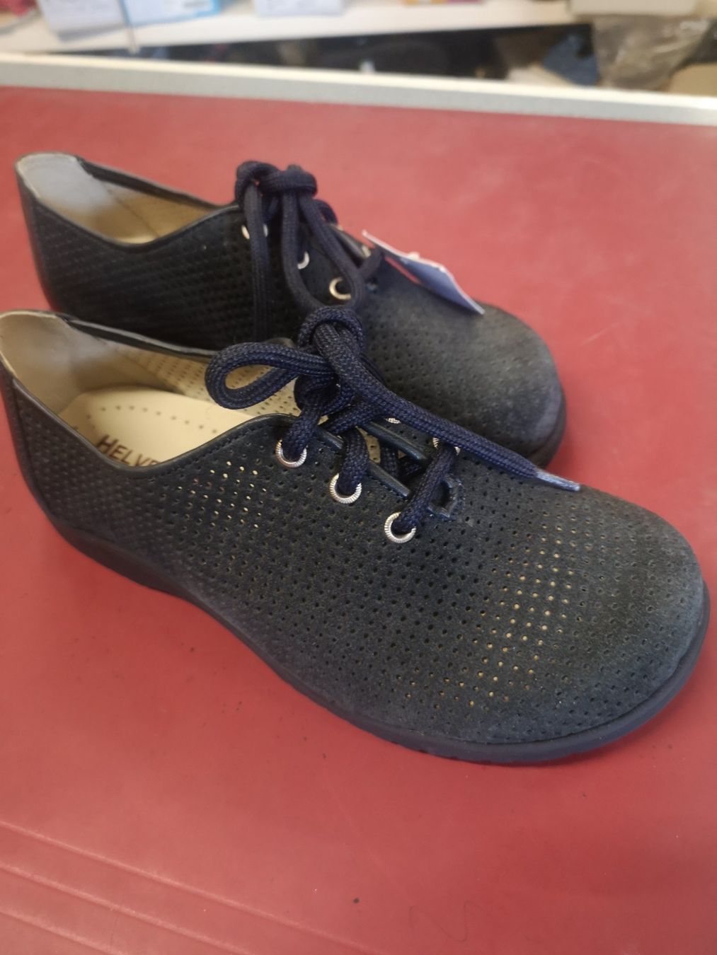Helvesko Damenschuhe: Helvesko – Neu und originalverpackt aus Möhlin von Highwaytom 1