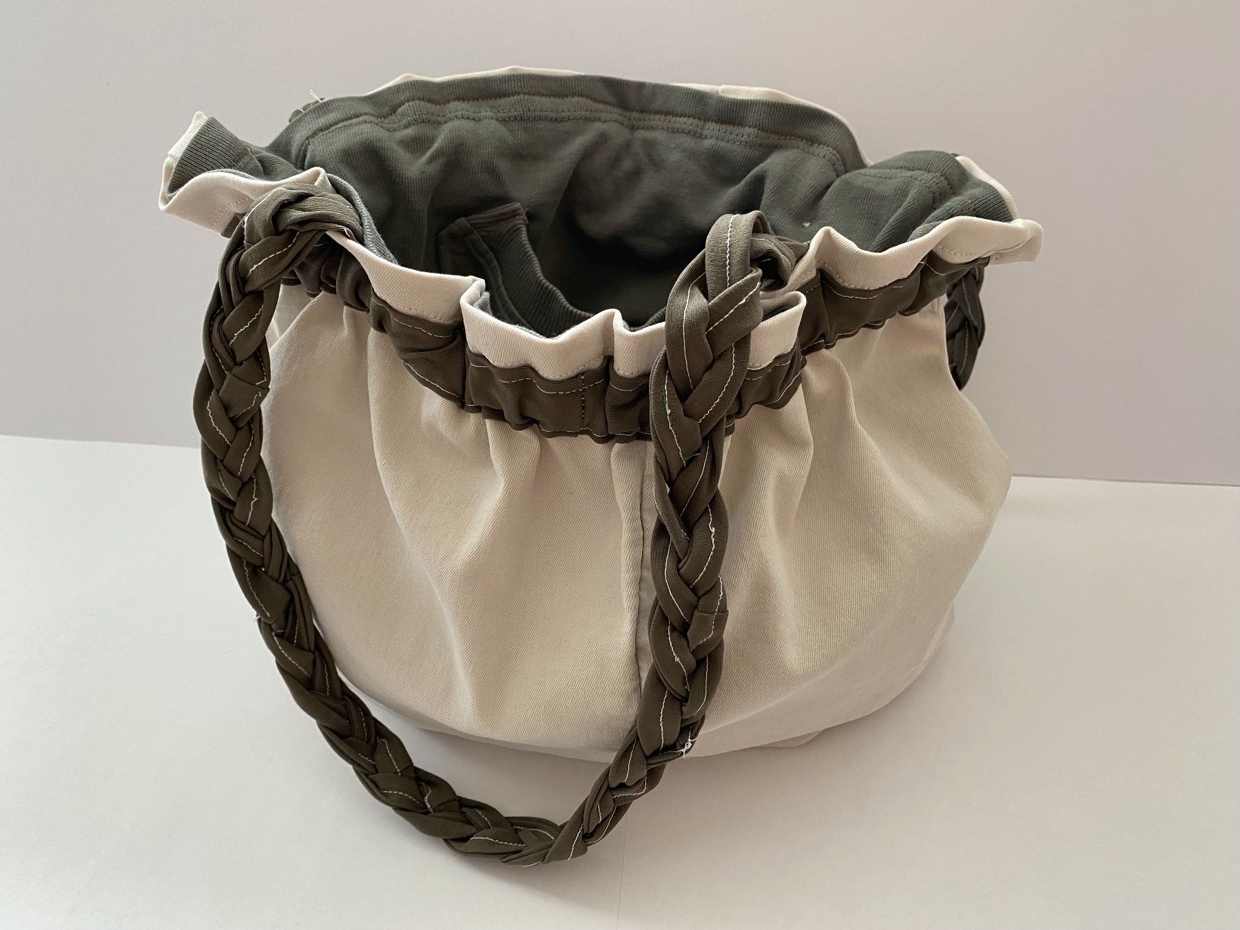 Borse da donna: Tasche (Handmade) Anto_194 – Nuovo (secondo la descrizione) da Fehraltorf venduto da luc_bv9r 2