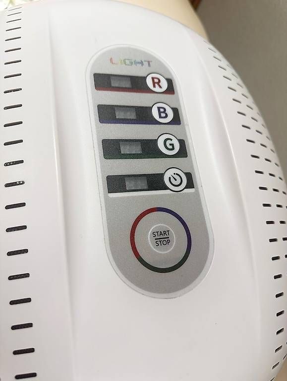 Attrezzature mediche: Machine LED professionnelle  parfait état – Usato da Genève venduto da Fatimeri 1
