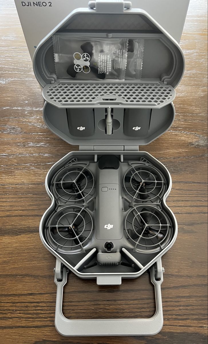 DJI Modellismo RC: Drone DJI Neo 2 Motion Fly More Combo 4K – Usato da Porza venduto da Billy-Shop 4