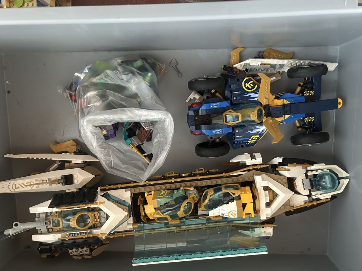 Lego Jouets: Lego Raumschiff/Auto – D'occasion à Wohlen b. Bern par Honeypie
