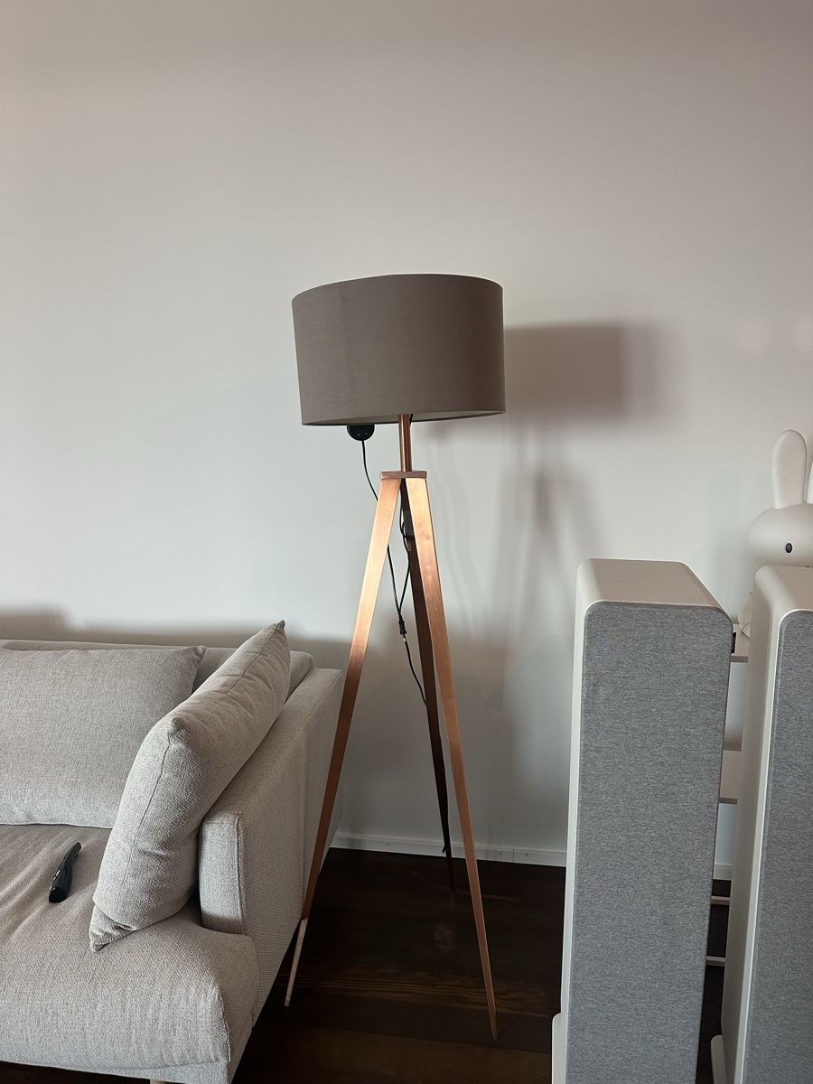 Lampen: Stehlampe  – Gebraucht aus Zürich von ConnyLee