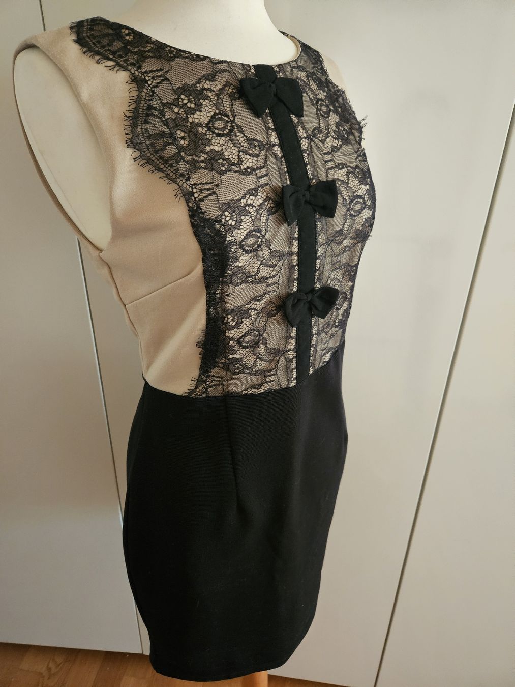 Vestiti: Cocktailkleid Gr. M – Usato da Zürich venduto da ColdCoffee