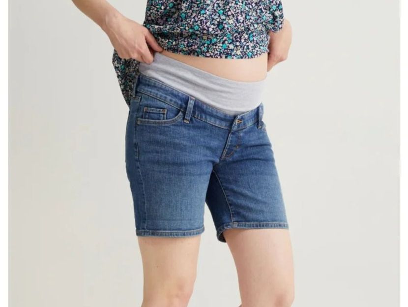 C&A Jeans: C&A mama denim shorts – Nuovo (secondo la descrizione) da Affoltern am Albis venduto da Katarinushka 4
