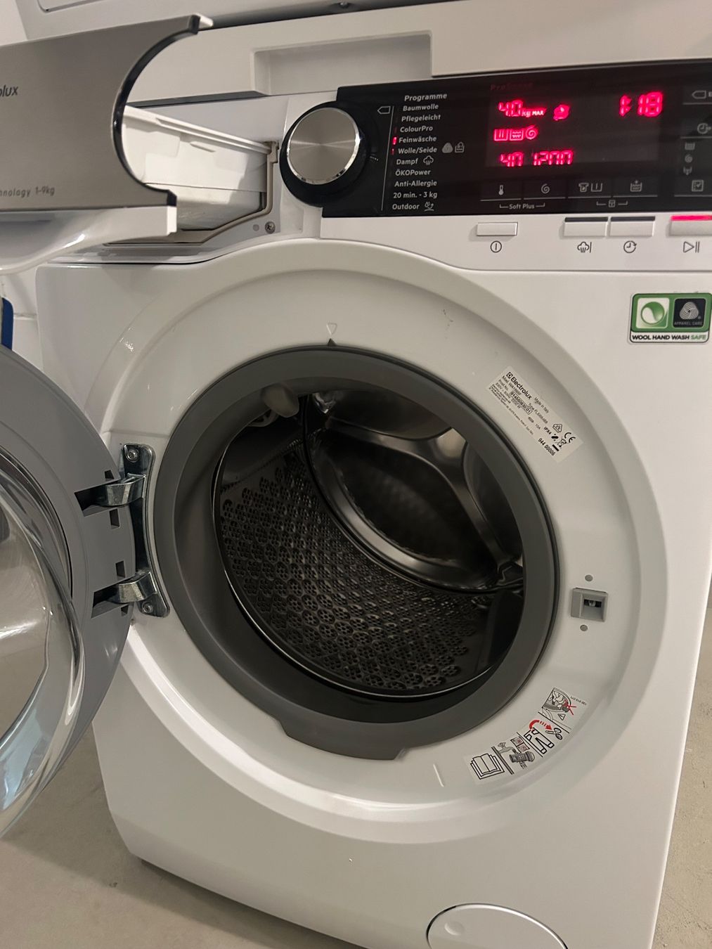 Electrolux Lavatrici: Waschturm Electrolux – Usato da Zürich venduto da Barca10 6