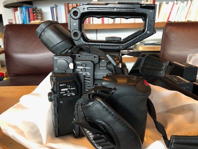 Canon Camcorder: Canon C200 – Gebraucht aus Schwarzenberg LU von Arotnas 1