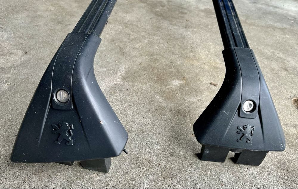 RIDIGO Aluminium Dachträger Für Peugeot 5008 I (2009-2016) – 135 Cm, 75 Kg Traglast, Mit Schlössern, Für Fixpunkte