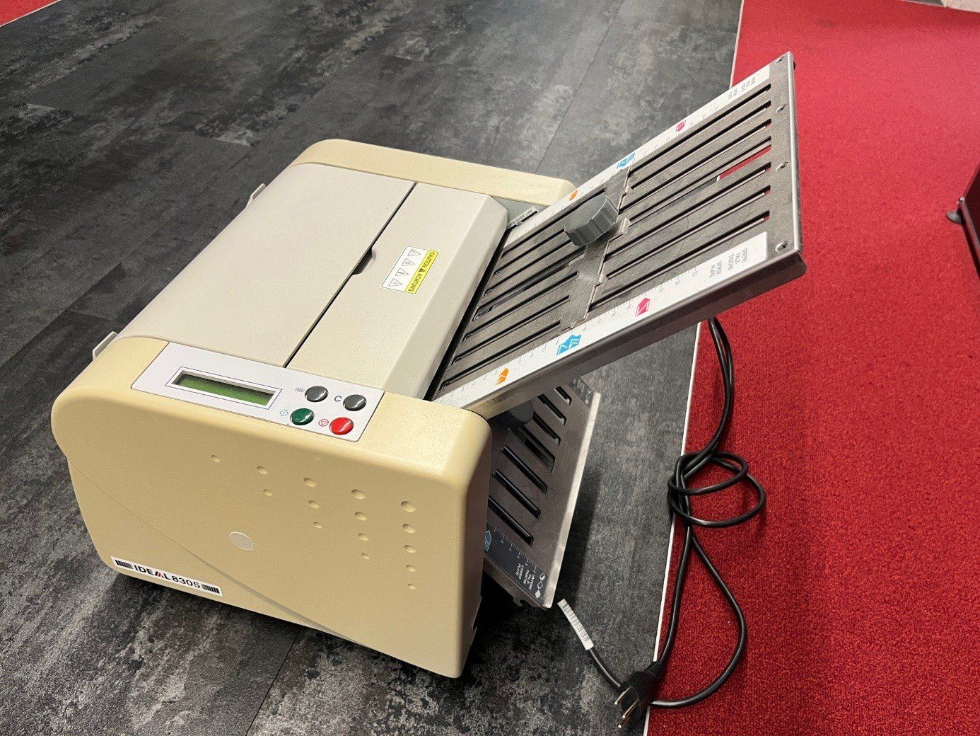 Alle Maschinen: IDEAL Falzmaschine – Gebraucht aus Laupersdorf von Petroman