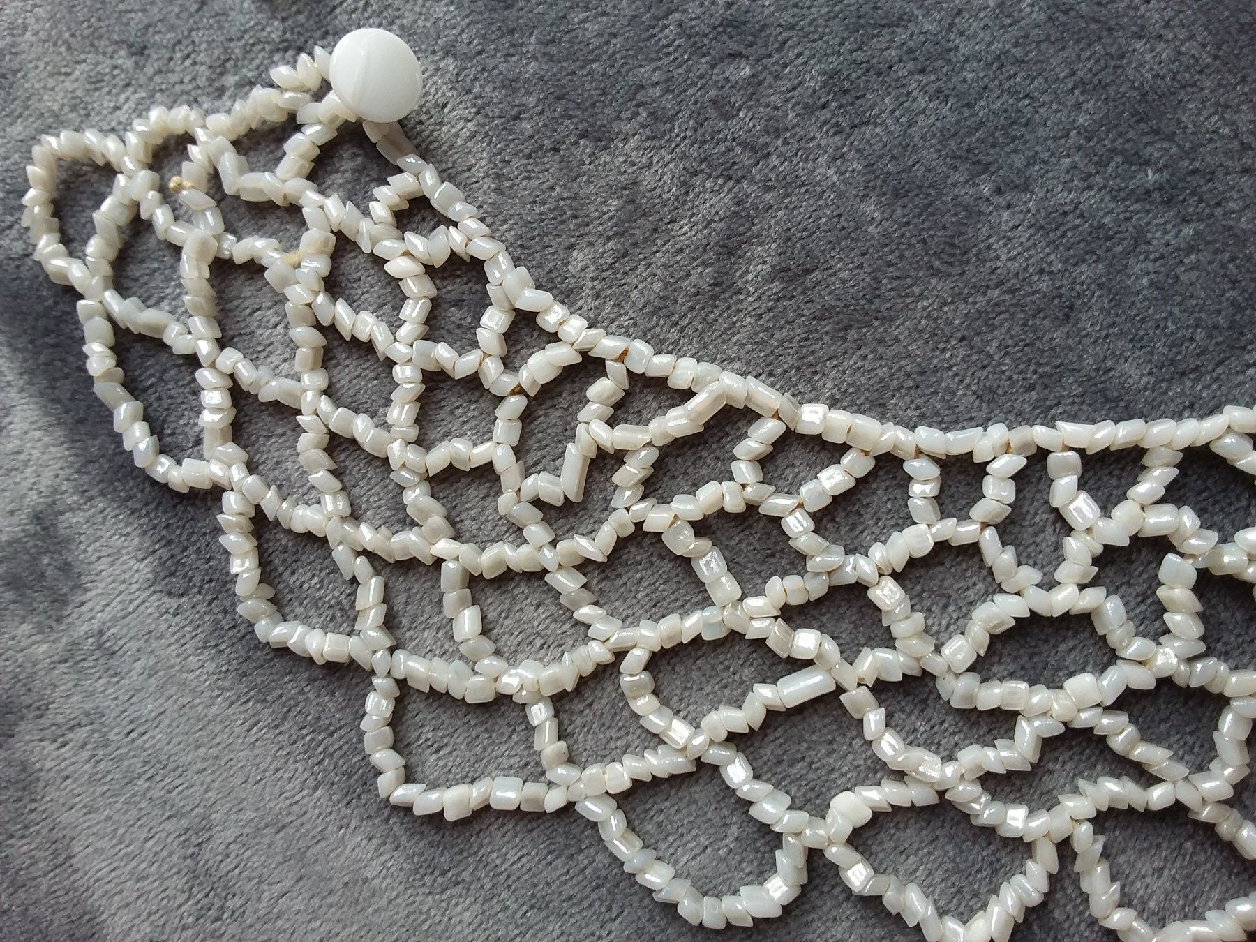 Catenine: Antiker handgestickter Perlenkragen/Kette ca 1920 – Usato da Zürich venduto da gutsan 2