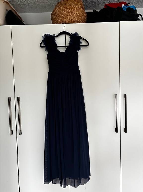Vestiti: Wunderschönes dunkelblaues Festkleid Grösse S – Usato da Gisikon venduto da Corinnej7 3