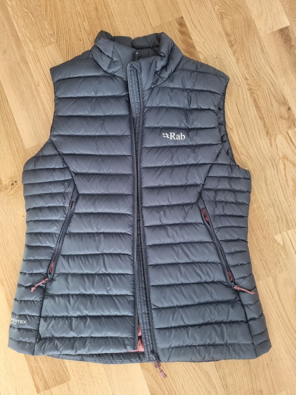 Gilet & Giacche senza maniche: Rab  Top Weste – Nuovo (secondo la descrizione) da Bern venduto da Ana0144