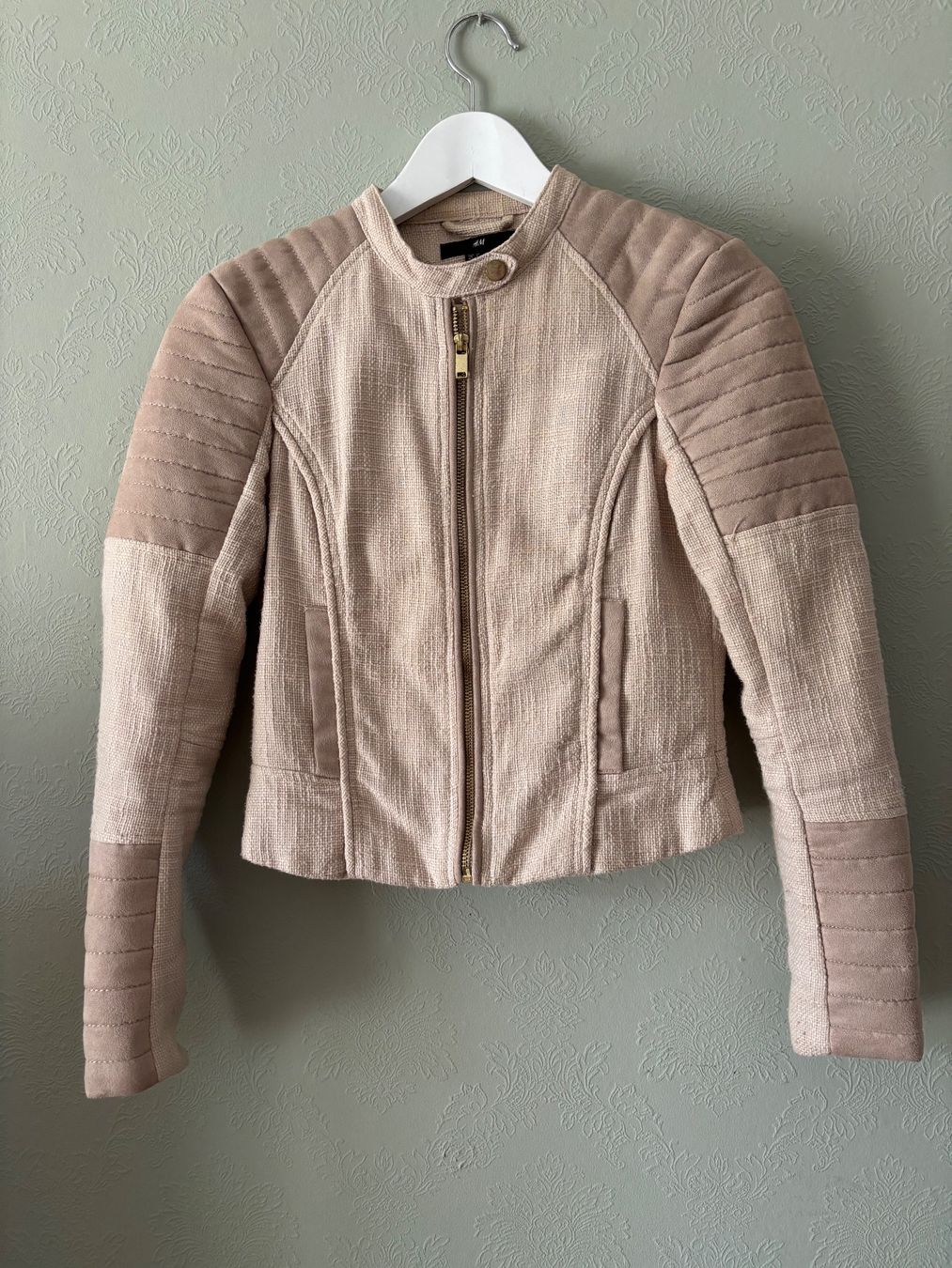 H&M Jacken: Veste doublée T 34 – Neu (gemäss Beschreibung) aus Dombresson von feline_ne