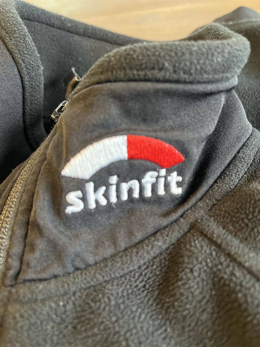 Skinfit Jacken: Skinfitt Fleesjacke – Gebraucht aus Tagelswangen von Gizzmo..77