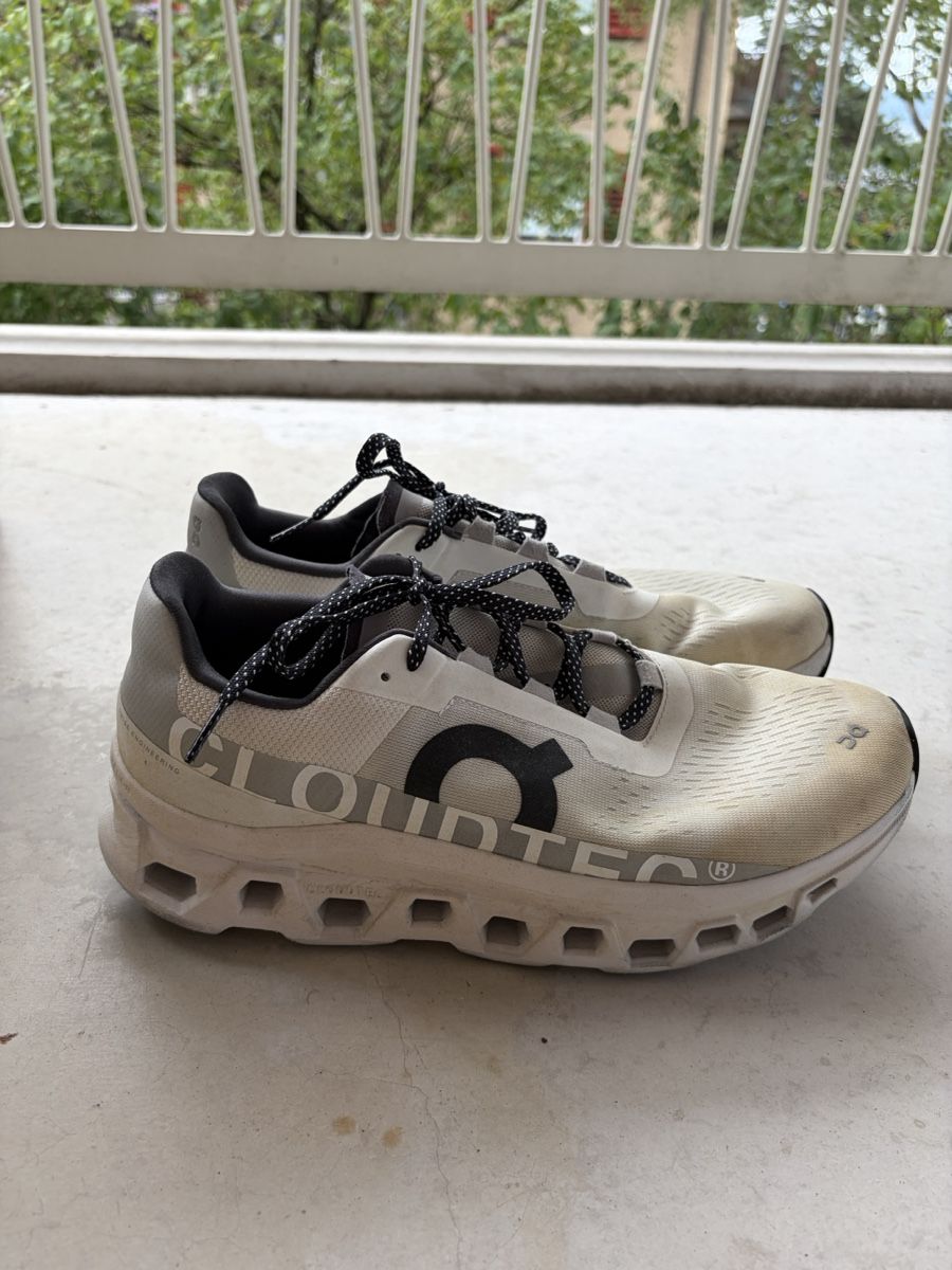 On Chaussures hommes: On Cloudmonster - Grösse 44.5 – D'occasion à Zürich par bib_ds9n