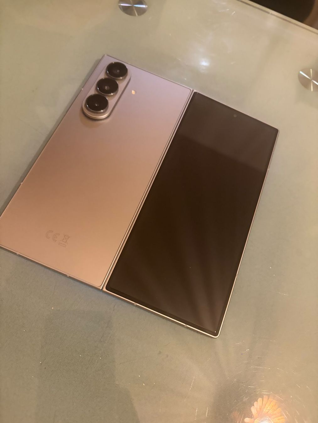 Samsung Telefoni cellulari / Smartphones: Samsung Galaxy Z Fold7 – Usato da Basel venduto da Brunner.T 1