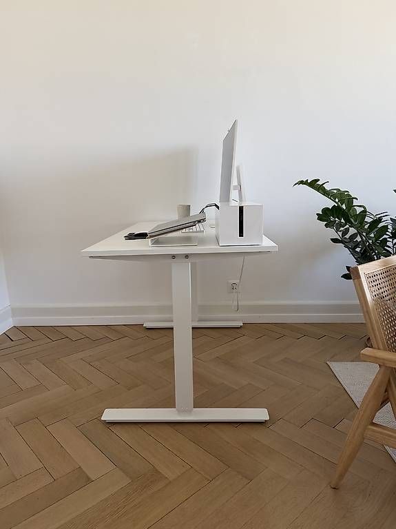 Scrivanie: IKEA Trotten sitz/steh Schreibtisch – Usato da Basel venduto da Ohschaumal