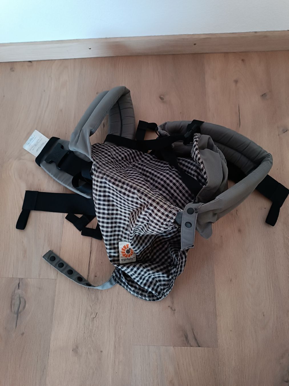 Marsupi portabebè: Ergobaby Trage – Usato da Arbedo venduto da cuc_8zbh 2