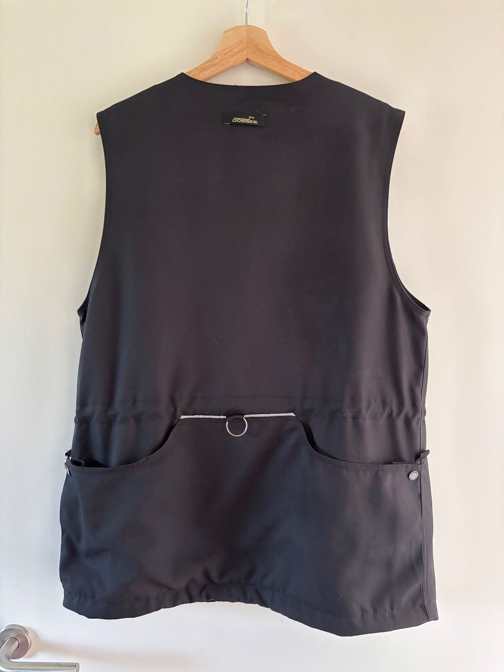 Dogger Gilet & Giacche: Trainingsweste von Dogger – Usato da Winterberg ZH venduto da gsc8303 1