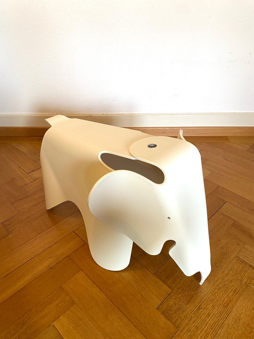 Vitra Hocker: Design Vitra Eames Elephant Gross – Gebraucht aus Olten von sportwelt