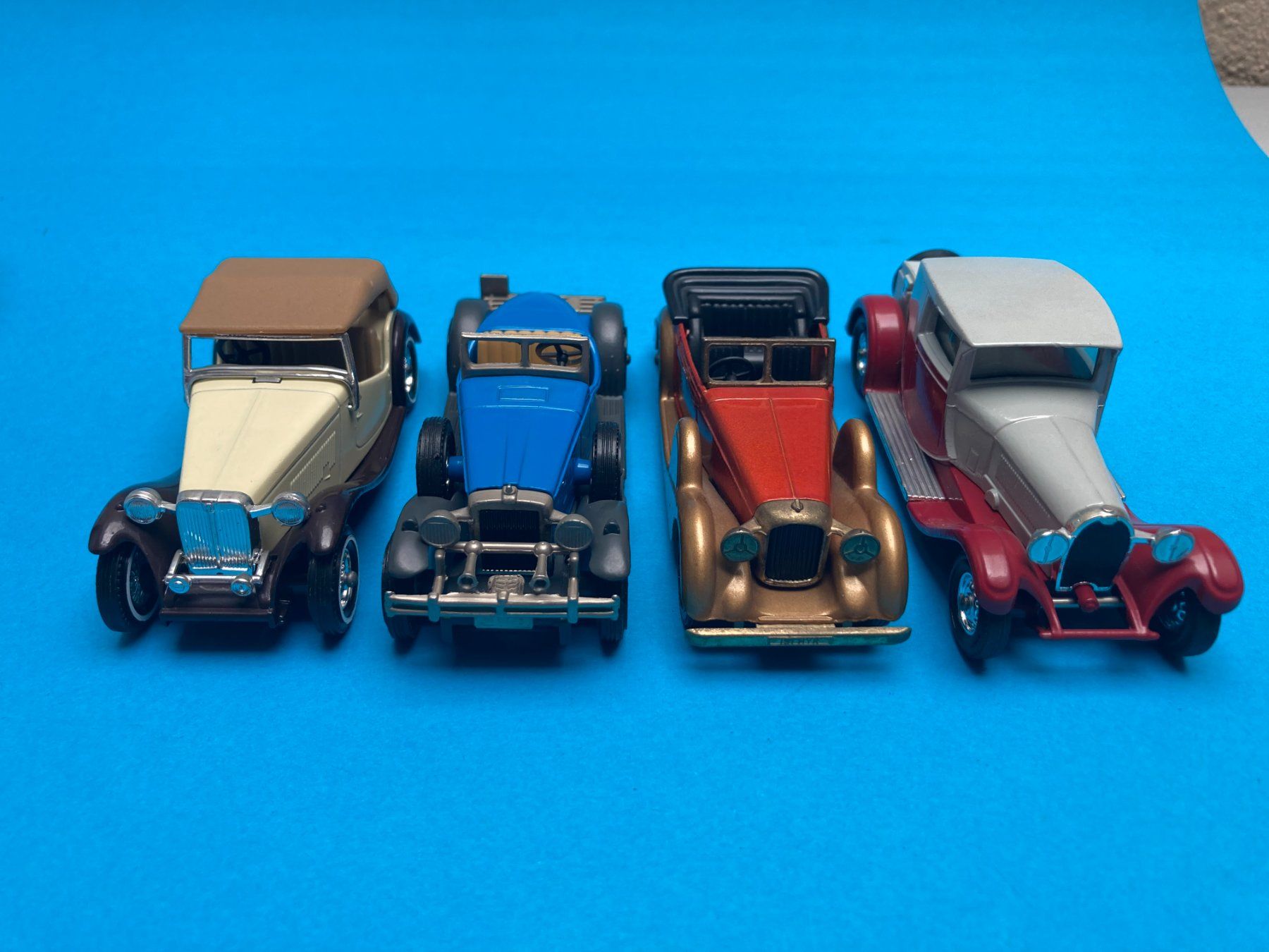 Matchbox Modellini d'auto: Matchbox Vintage Modellauto Sammlung, 4 Stück – Usato da Basel venduto da mar_b59g 1