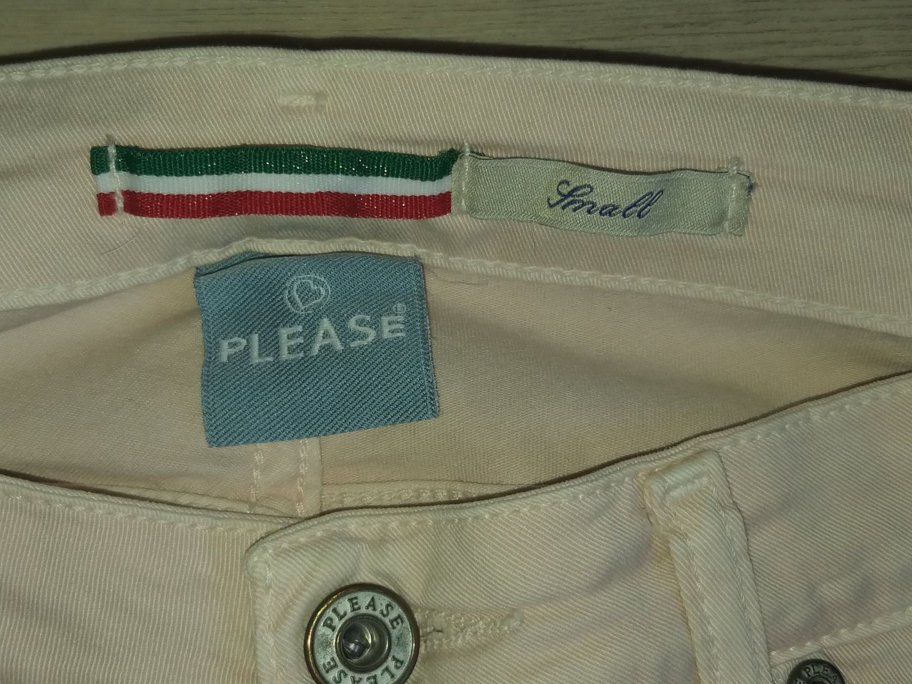 Please Jeans Hosen: Pantalon / Hose PLEASE P90    Taille / Grosse S – Gebraucht aus Cossonay-ville von Super-Price-Quality 2