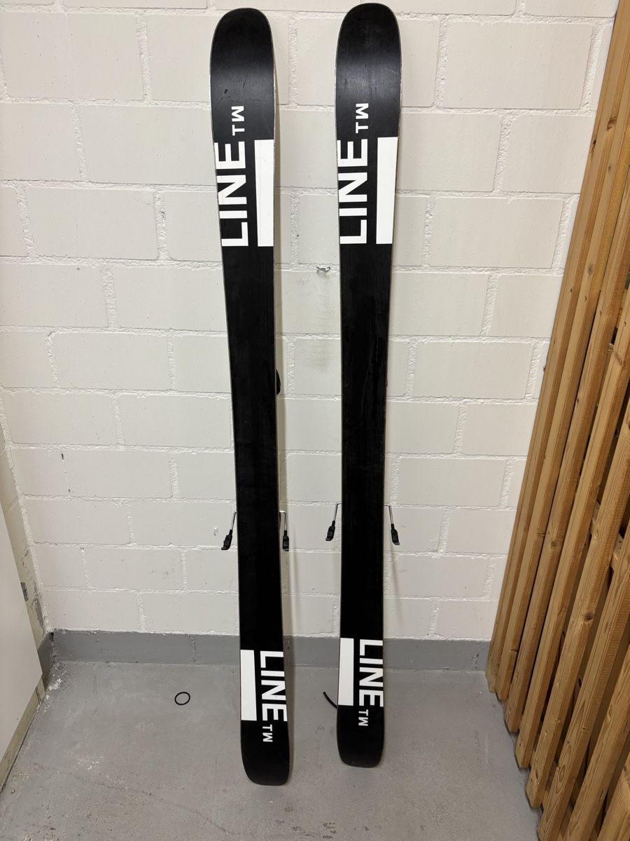 Sci: Line Freestyle Ski mit Marker Griffon Bindung – Usato da Binz venduto da nitrobat 5