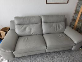 Lederpolstergruppecombi 3er mit 2er elekteonischen Beinstüzt