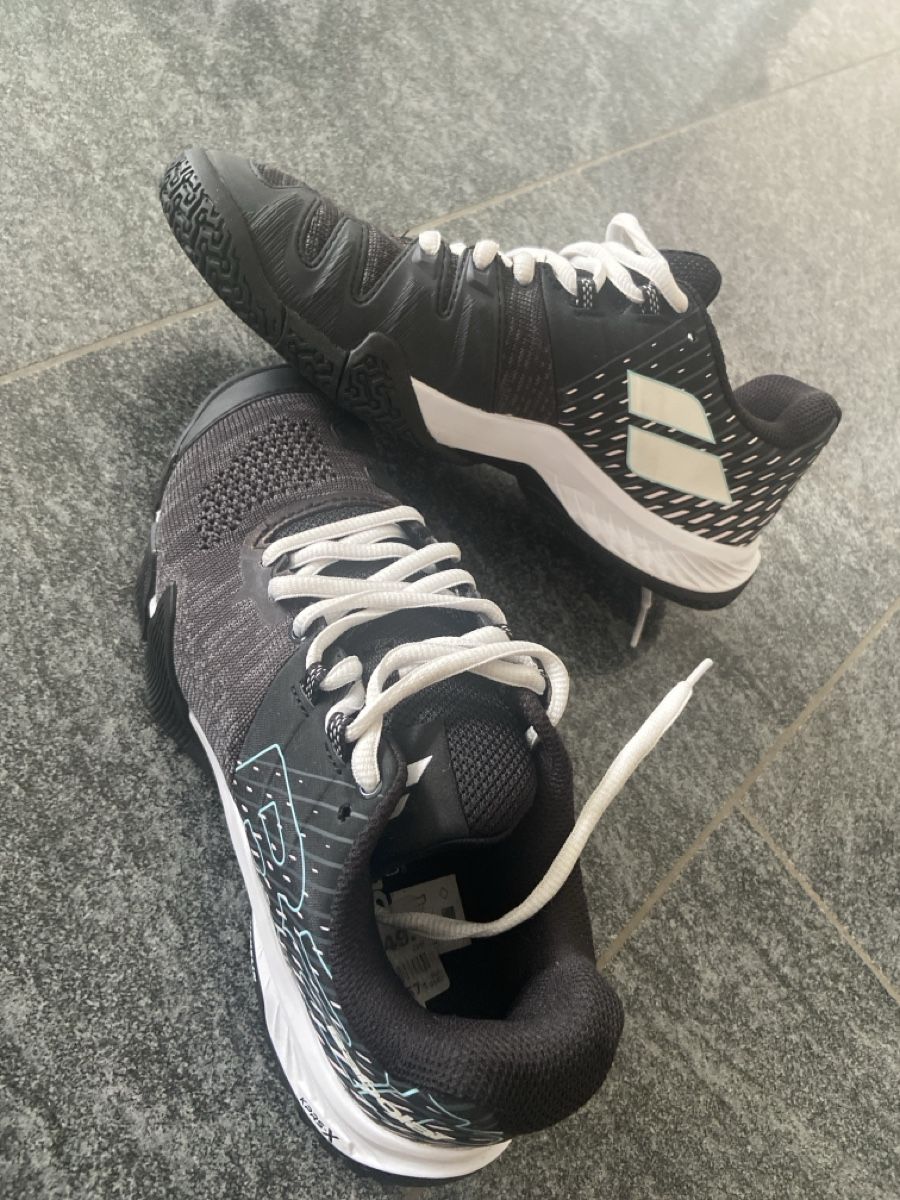 Babolat Damenschuhe: Paddel Schuhe – Gebraucht aus Altendorf von Atelier76AG