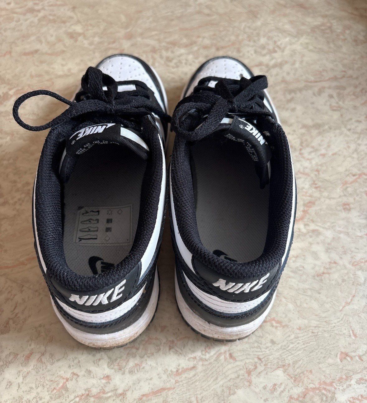 Nike Scarpe da donna: Nike Dunk Low noir et blanc, taille 38 – Usato da Grimisuat venduto da nAth.- 2