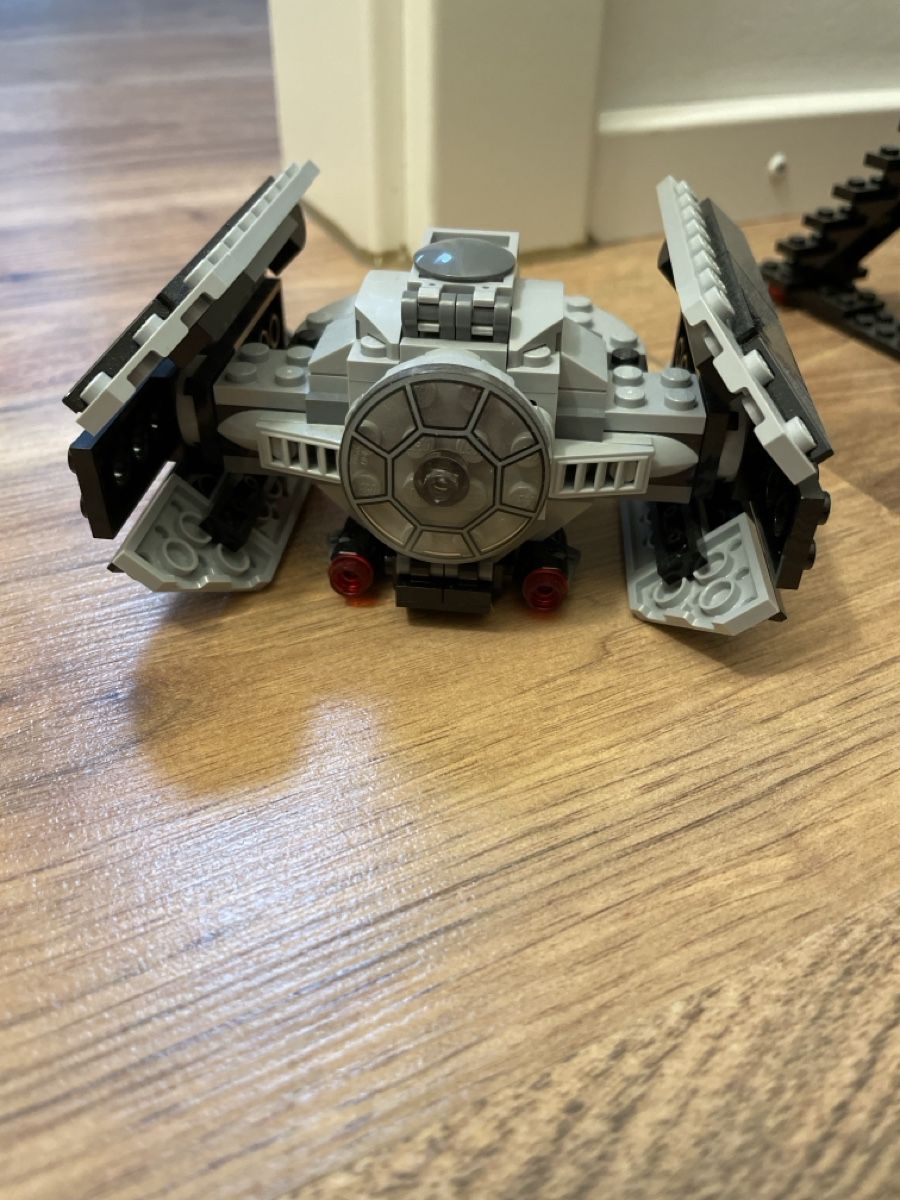 Star Wars Giocattoli: Lego Star Wars Darth Vader Burg – Usato da Wettingen venduto da suk_p9mv 3