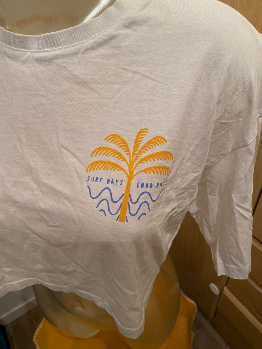 T-shirt: even&odd  Kurz - Shirt – Usato da Allenwinden venduto da Obalu 1