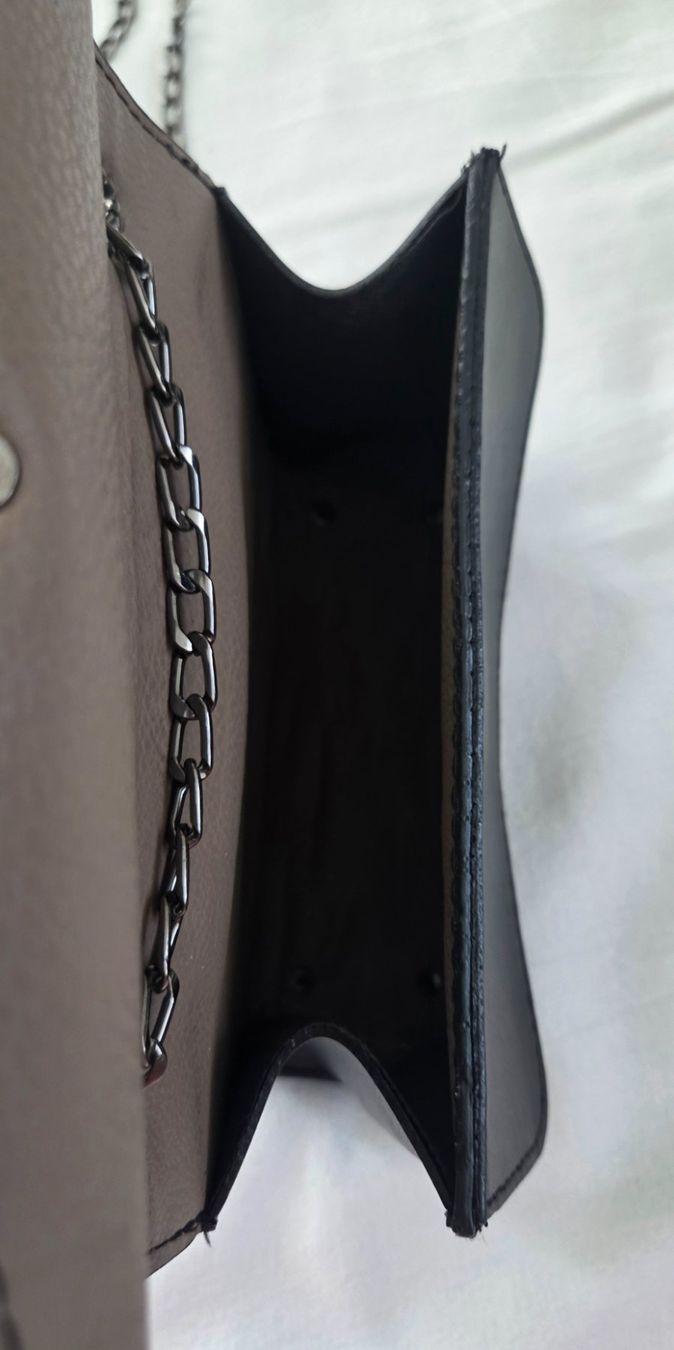 Taschen für Damen: Umhängetasche – Gebraucht aus Belp von mar_wyp6 3