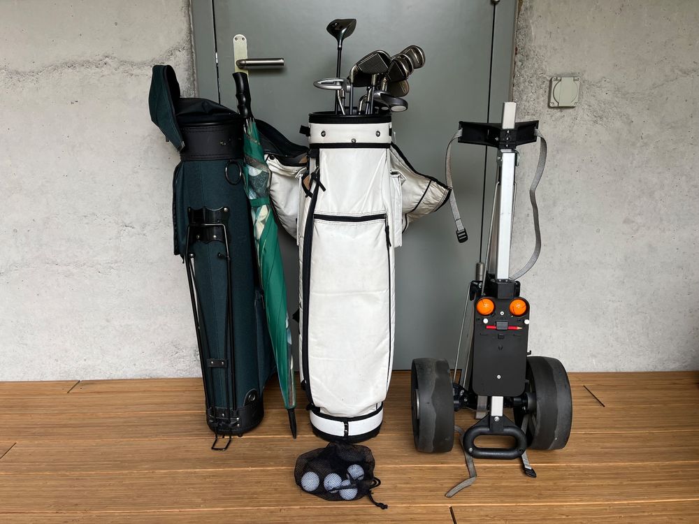 Komplettes Golfset Callaway mit Trolley und zwei Bags (Gebraucht) in ...