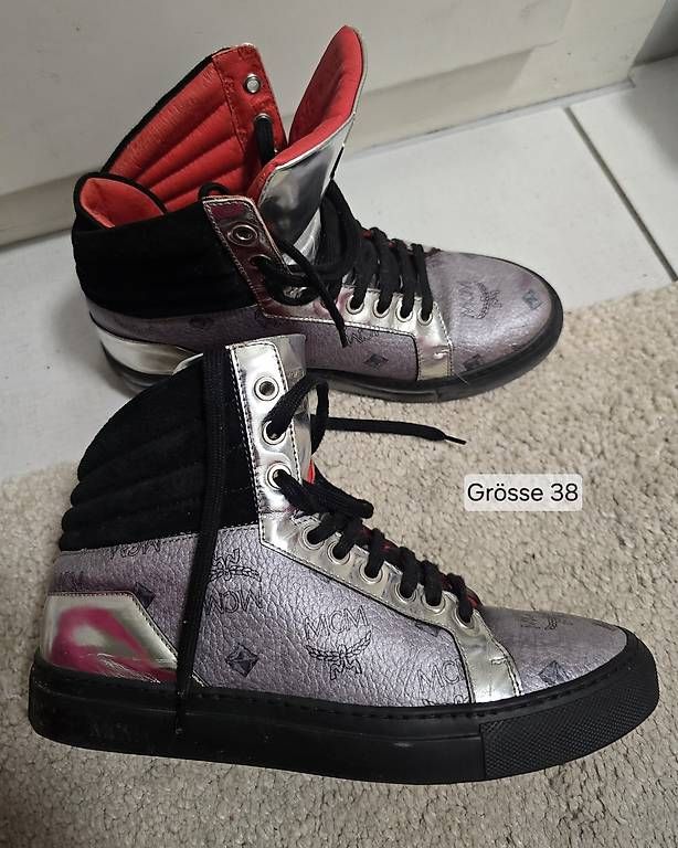 Mcm Scarpe da uomo: MCM High Top Sneaker Mettalic Silber – Usato da Ebikon venduto da len_vv8s