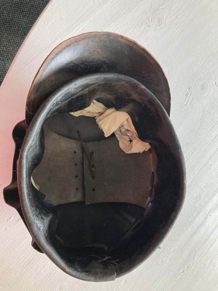 Antike Kleidung: Gruben Helm 🪖 – Gebraucht aus Kesswil von Branca-01 5